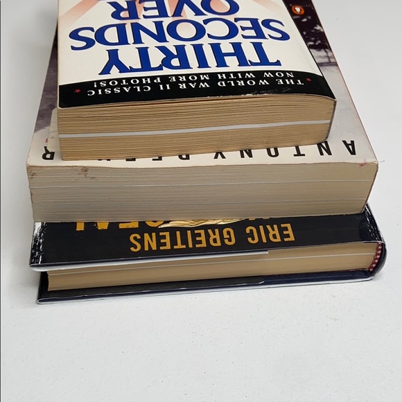 3 Book Bundle- The Warrior’s Heart, Stalingrad and Thirty Seconds Over Tokyo - Picture 10 of 12